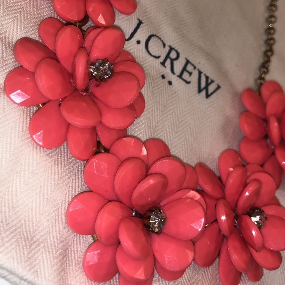 J. Crew Floral Necklace 🌸HOST PICK🥳
